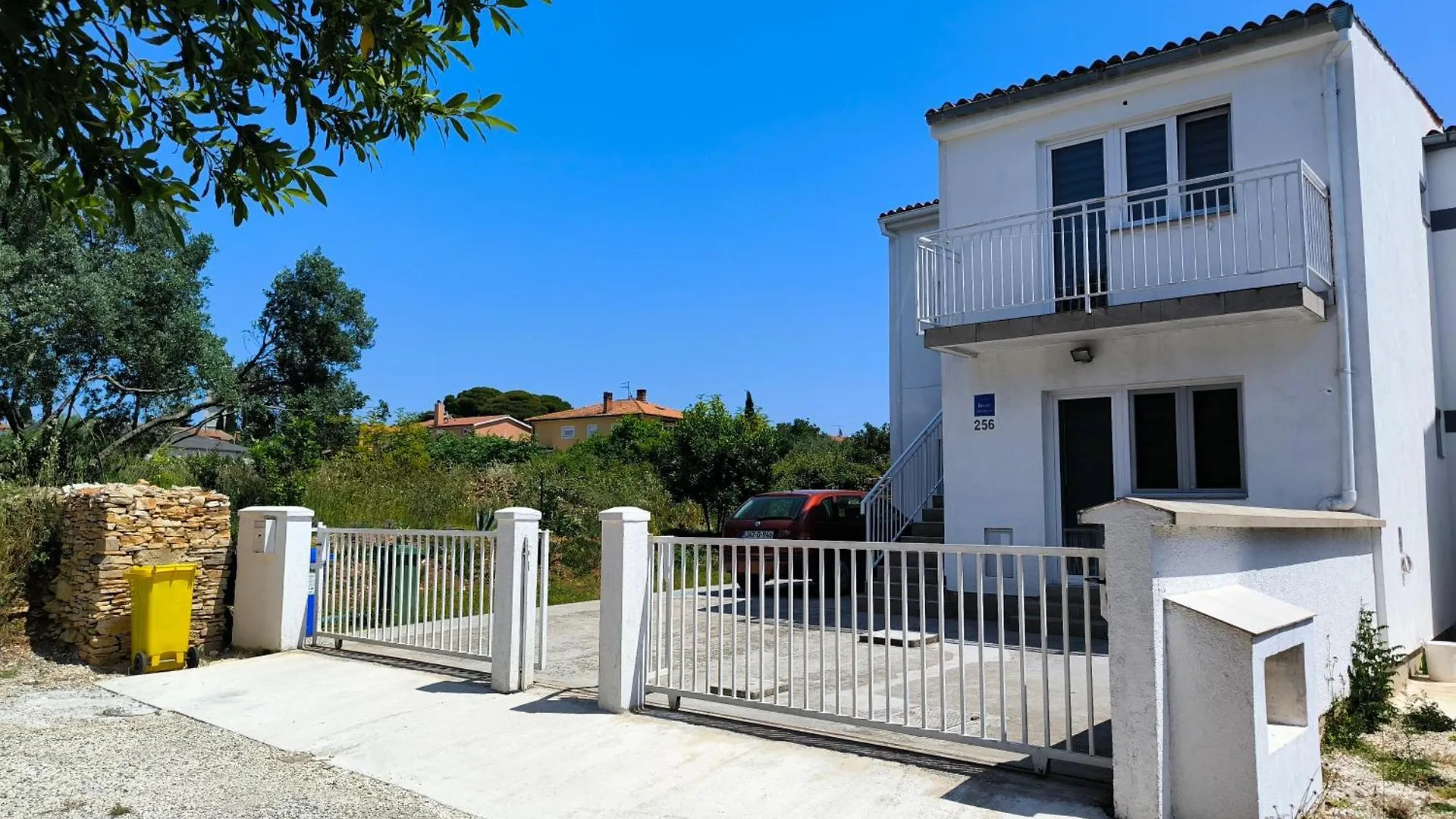 Apartments Kocovic location